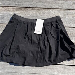 Lululemon Angled-Pleat High-Rise Tennis Skirt size XL NWT